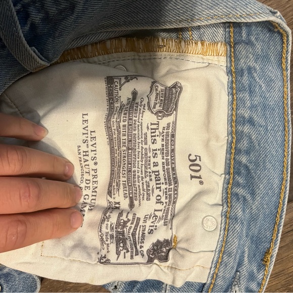 Levi Original 501 High Rise Shorts - Picture 5 of 6